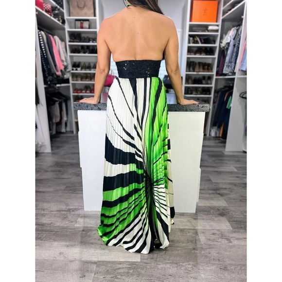 NWT Karishma Green Black Halter Formal Gown $150 - Picture 6 of 12